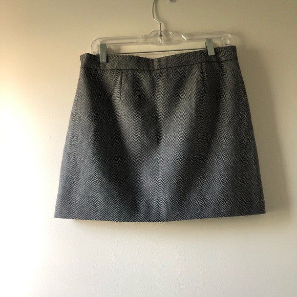 Gap Mini Skirt - Picture 3 of 4
